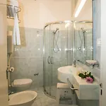 Caesar Hotel 3*
